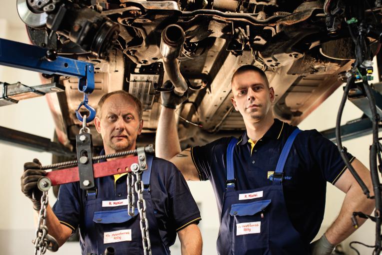 Kfz-Meisterbetrieb Röllig in Kritzmow Werkstatt 1